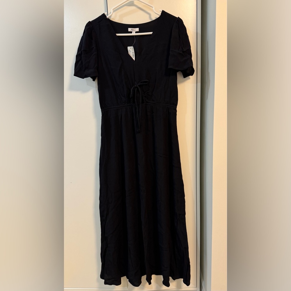 Reitmans Charcoal V-Neck Dress